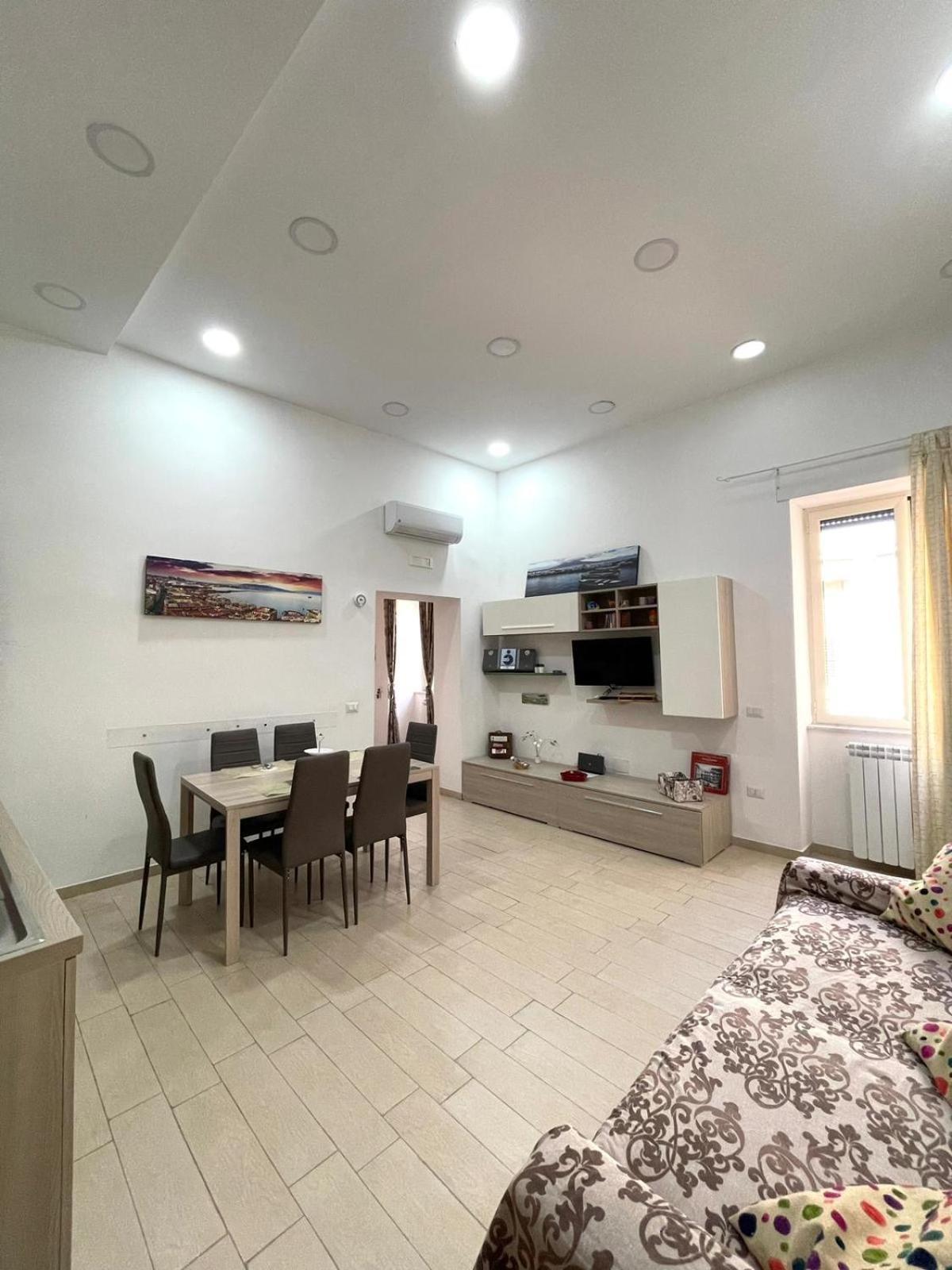 Ginevra'S Apartment Naples Exterior photo