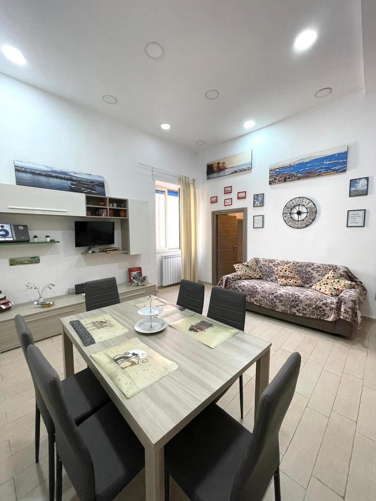 Ginevra'S Apartment Naples Exterior photo
