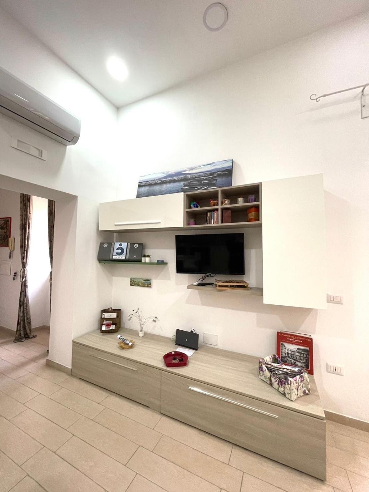 Ginevra'S Apartment Naples Exterior photo