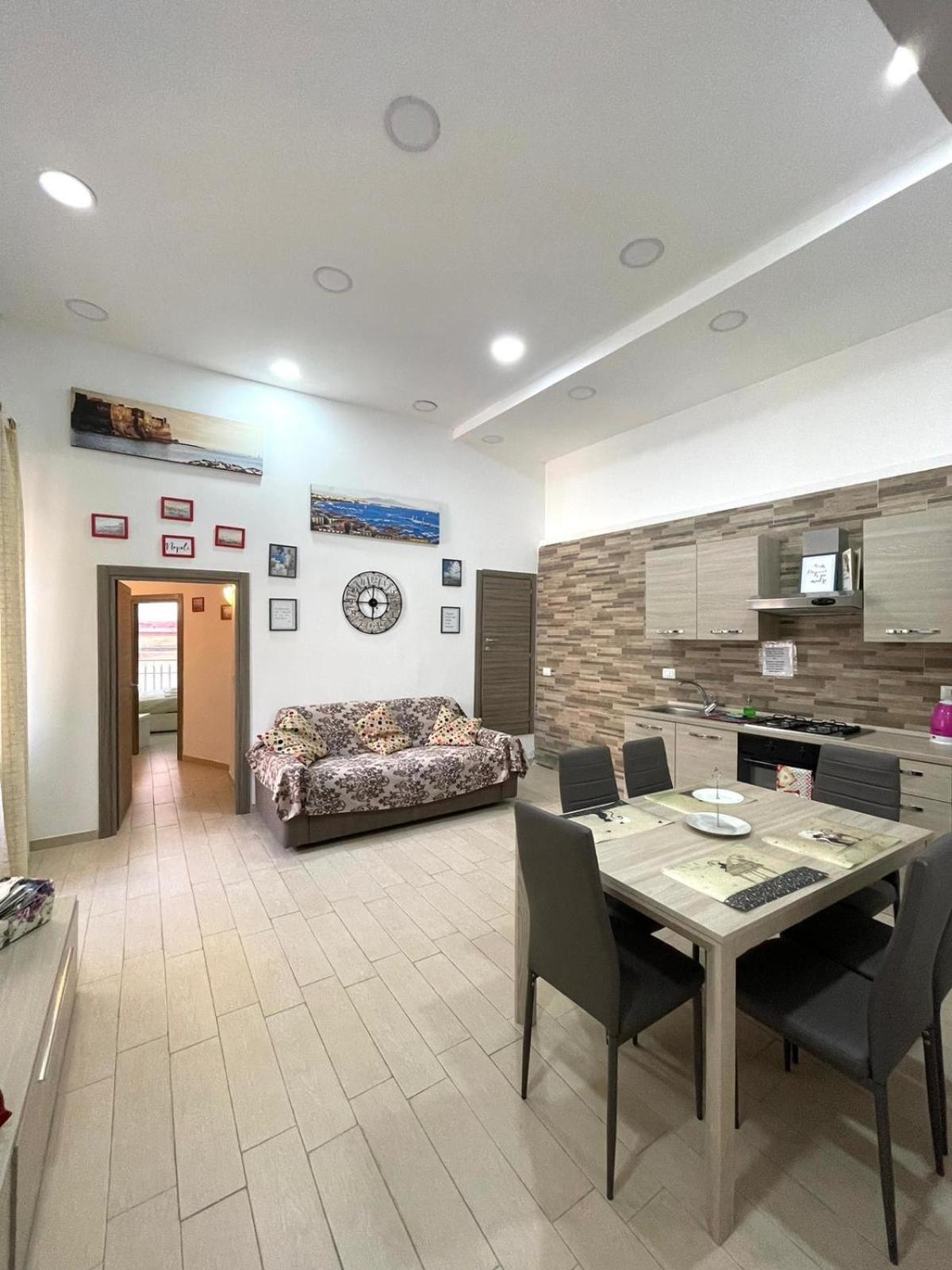 Ginevra'S Apartment Naples Exterior photo